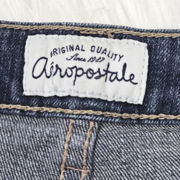 Distressed Patchwork Jean Shorts – by Aeropostale Medium Wash Denim Sz 0 - Picture 9 of 16